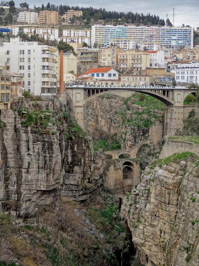 Константина: город висячих мостов в Алжире