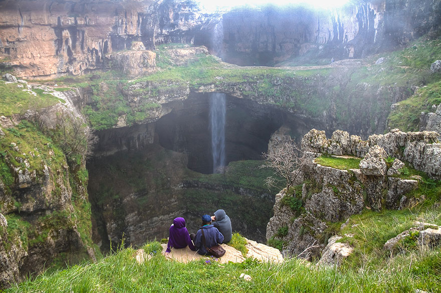 Пещера «Пропасть трёх мостов» и водопад «Глотка Баатары» в Ливане-12