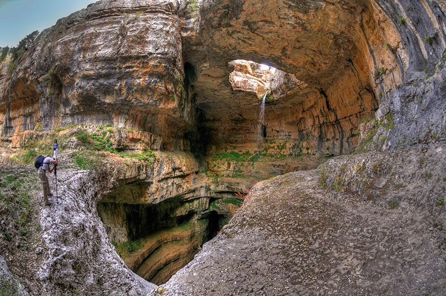Пещера «Пропасть трёх мостов» и водопад «Глотка Баатары» в Ливане-7