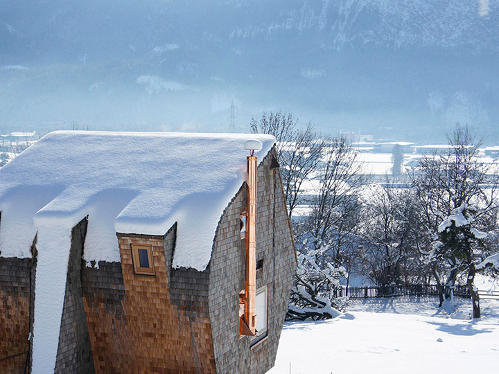 Маленькой деревянный дом в Австрийских Альпах - Ufogel4