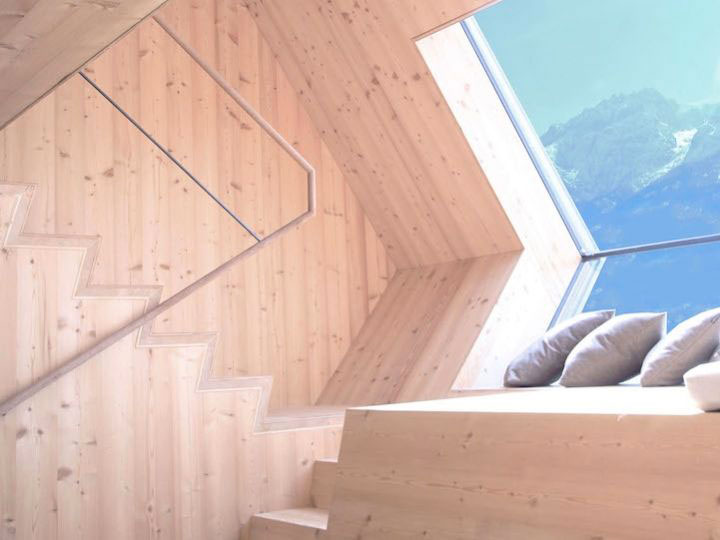 Маленькой деревянный дом в Австрийских Альпах - Ufogel6