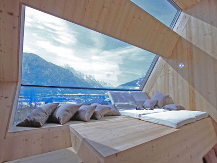 Маленькой деревянный дом в Австрийских Альпах - Ufogel11