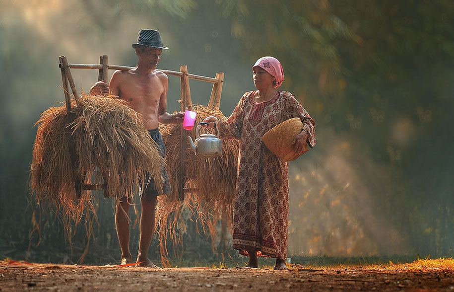 Будни сельских жителей Индонезии в ярких фотографиях-8