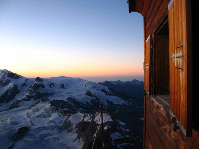 Самая высокогорная хижина в швейцарских Альпах-3