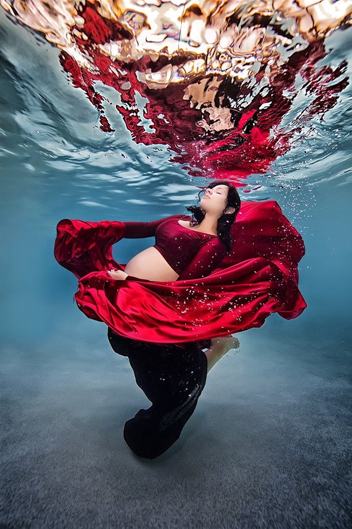 Подводные фотографии беременных женщин от Адама Оприса