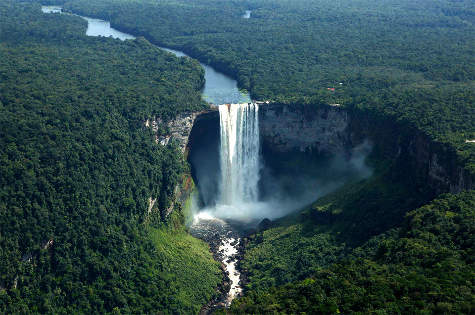 the-worlds-largest-drop-water