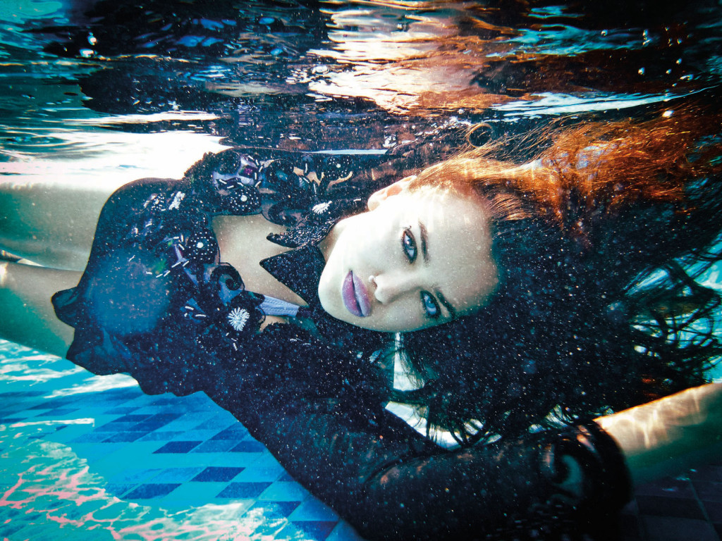 Irina-Shayk-agua-bendita-swimwear-12-1024x768