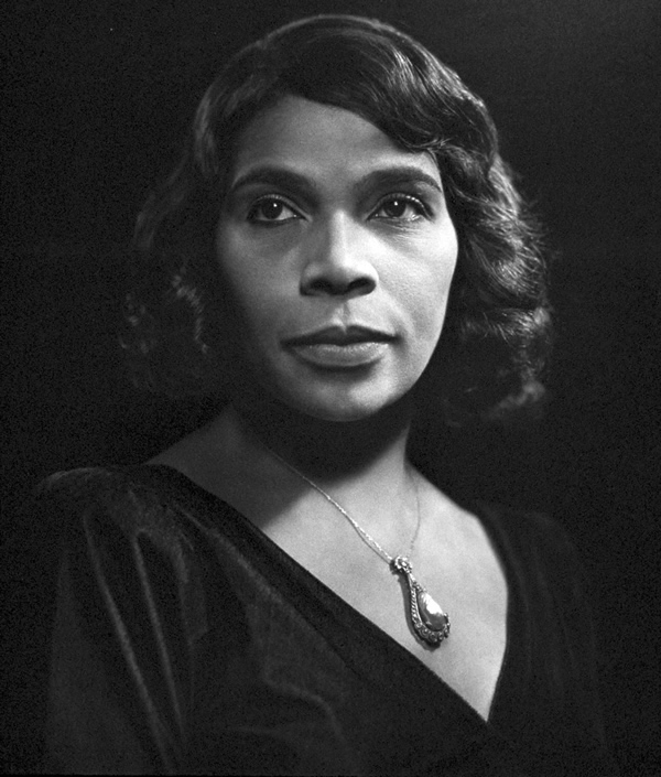 Marian Anderson - Portraits by Yousuf Karsh