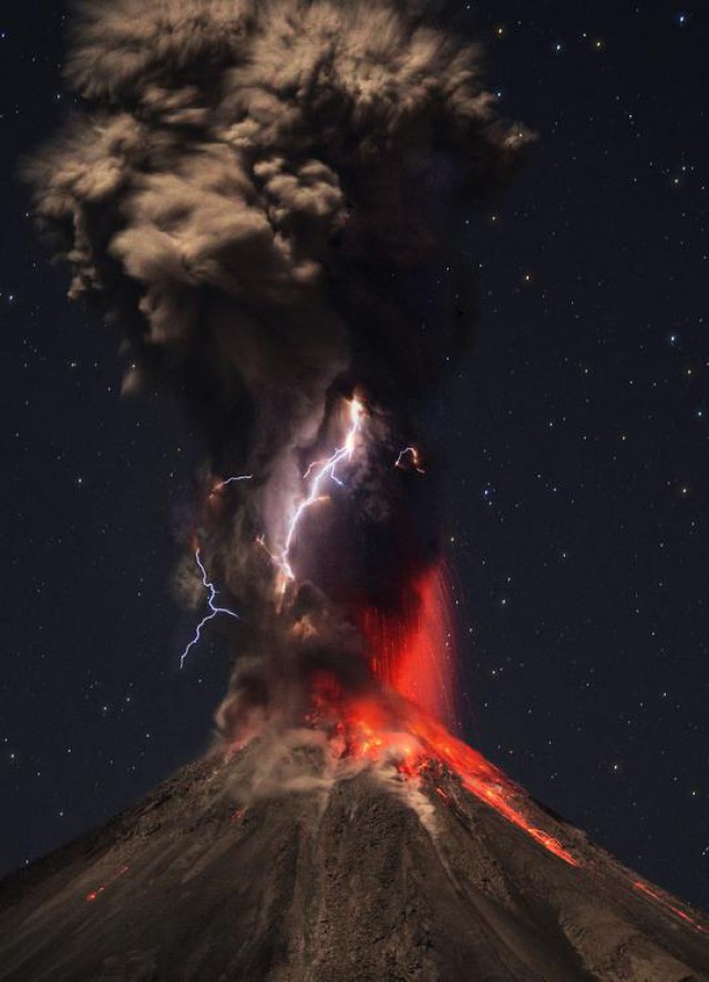 Извержение вулкана Колима, Мексика
