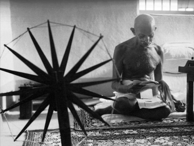 Махатма Ганди - цитаты и фотографии