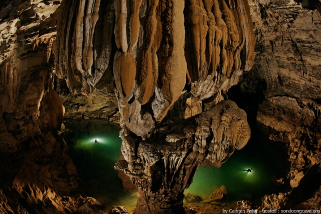 Шондонг (Sơn Đoòng) - самая крупная пещера в мире