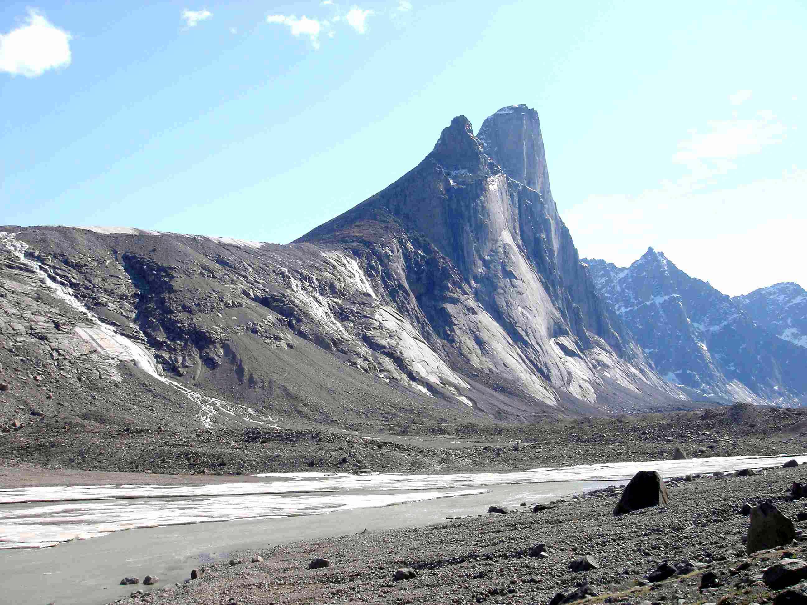 Гора Тор – самый вертикальный склон в мире