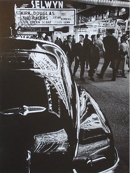 Спонтанность в уличных фотографиях Уильяма Кляйна