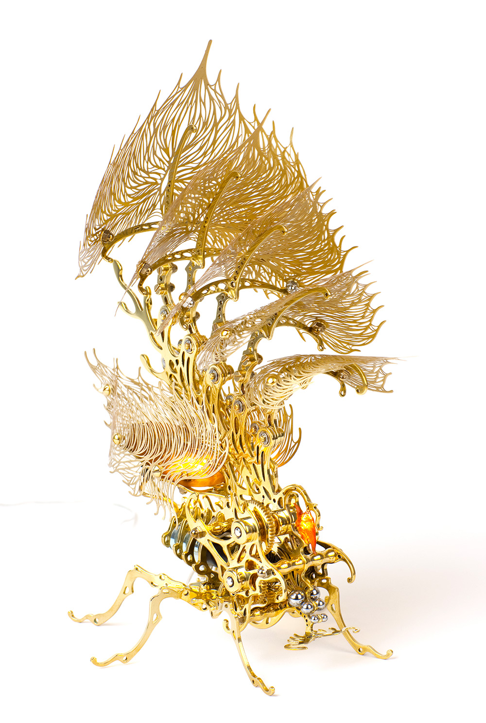 Кинетические насекомые из металла от корейского художника Ю-Рам Чу-1