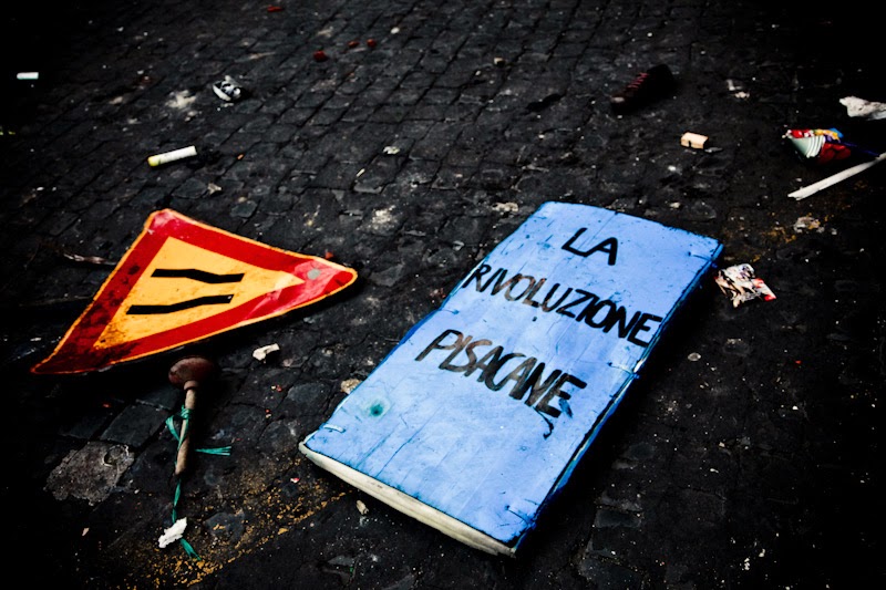 Уличные фотографии о человеческом одиночестве от Стефано Корсо