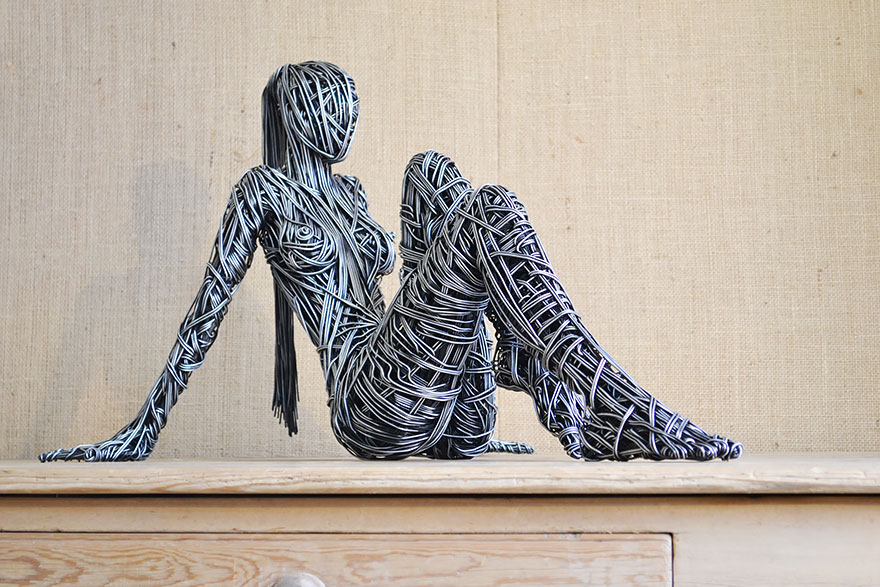 Потрясающие проволочные скульптуры от Ричарда Стейнторпа-4