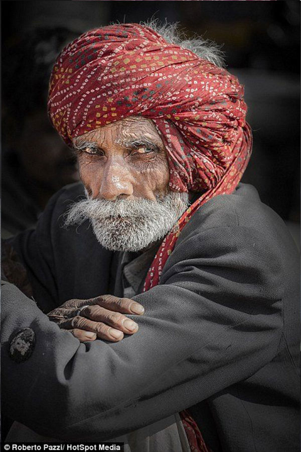 Выразительные портреты бедняков Индии. Фотограф Роберто Пацци-8