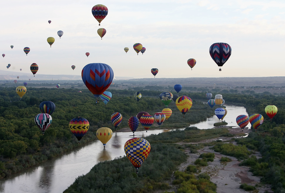 Международный фестиваль воздушных шаров в Альбукерке, США