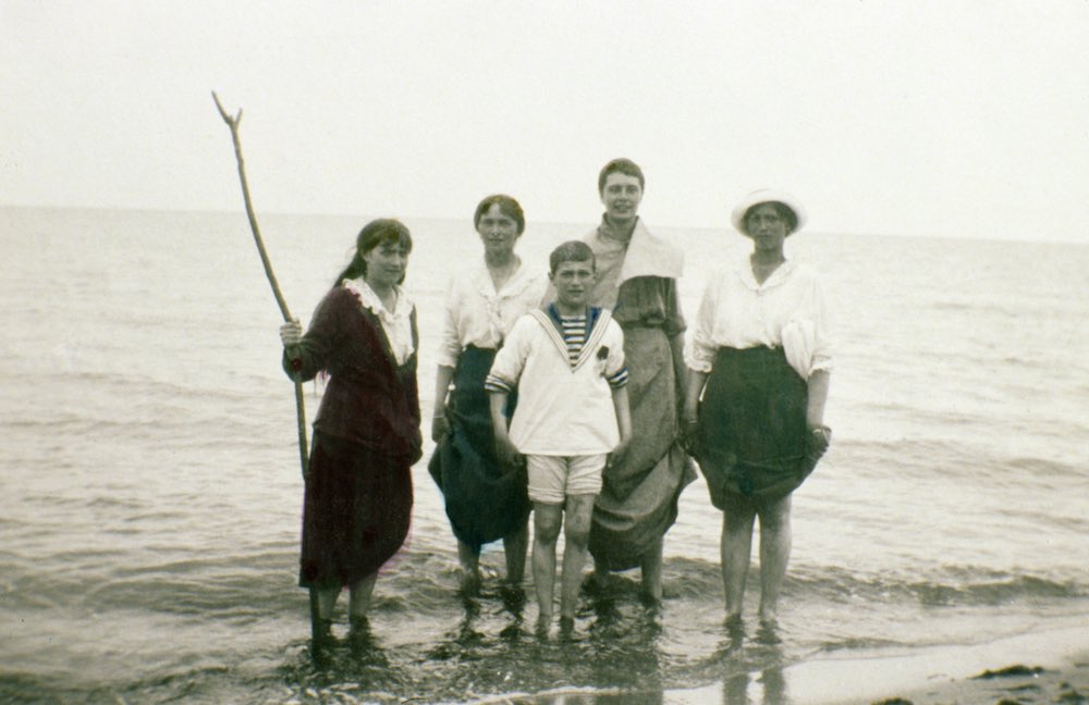 Семейные фотографии царской семьи Романовых (1915-1916 гг) - 9