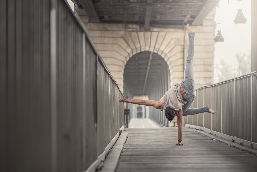 Великолепные портреты гимнастов и танцоров. Фотограф Димитрий Рулланд