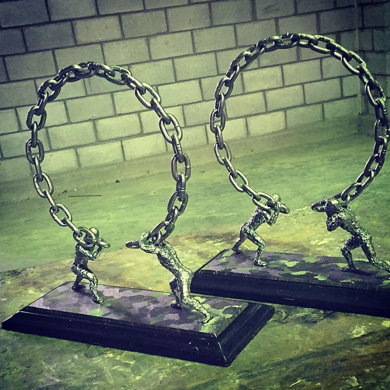 metallicheskie skulptury Devida Madero 3