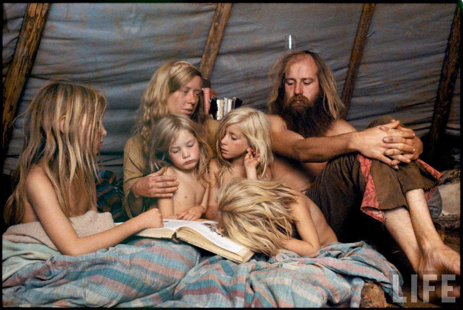 fotografii obschiny amerikanskih hippi 1