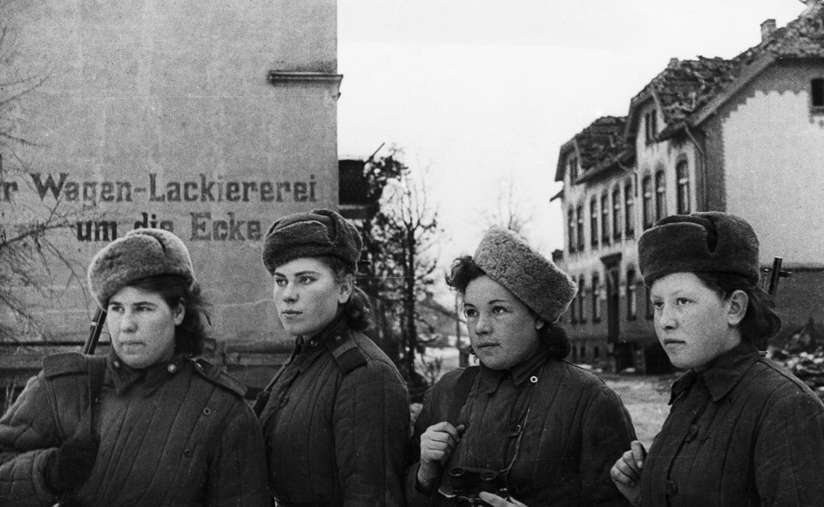 Советские женщины-снайперы  10