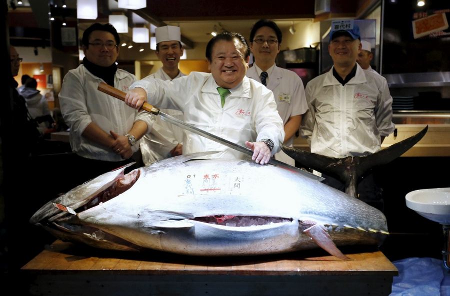Рыбный рынок Цукидзи в Токио  15