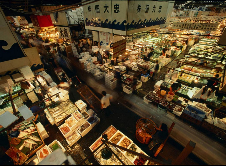 Рыбный рынок Цукидзи в Токио  40