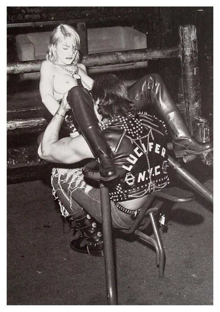 Эротические фотографии Мадонны - Фотокнига Sex - 41