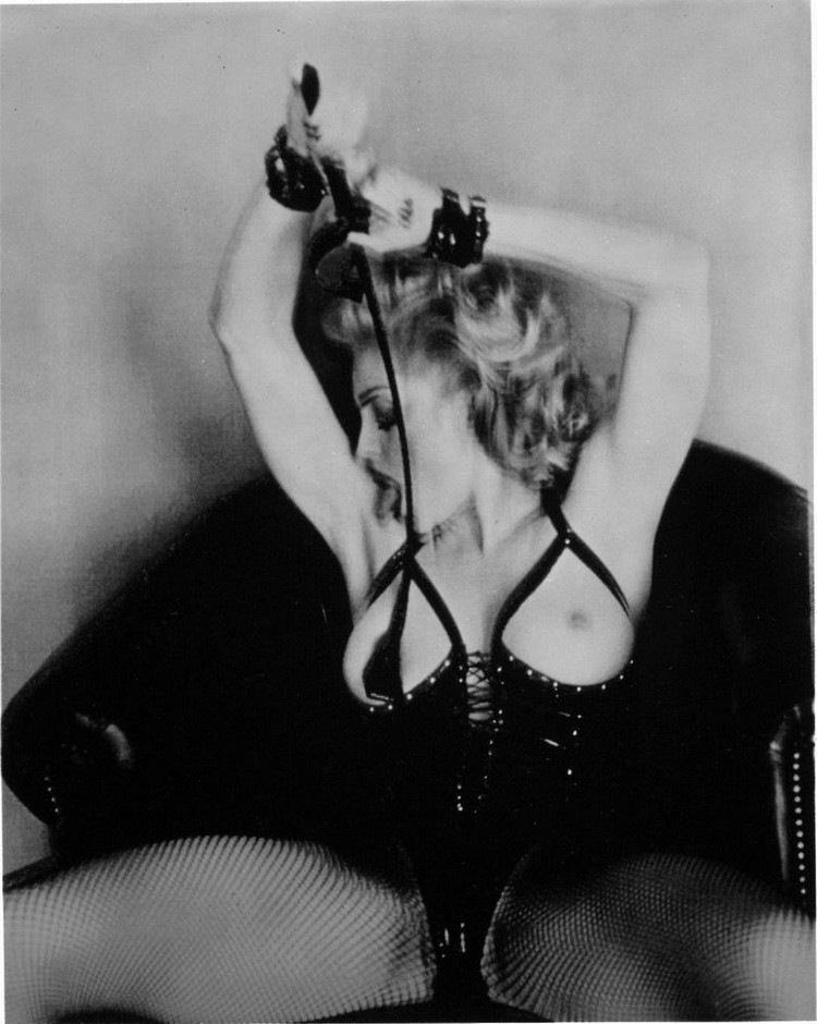 Эротические фотографии Мадонны - Фотокнига Sex - 55