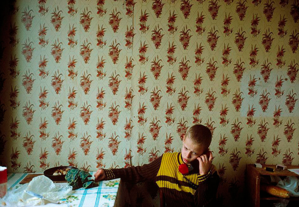 Отчаянные девяностые в объективе французского фотографа Лиз Сарфати 60