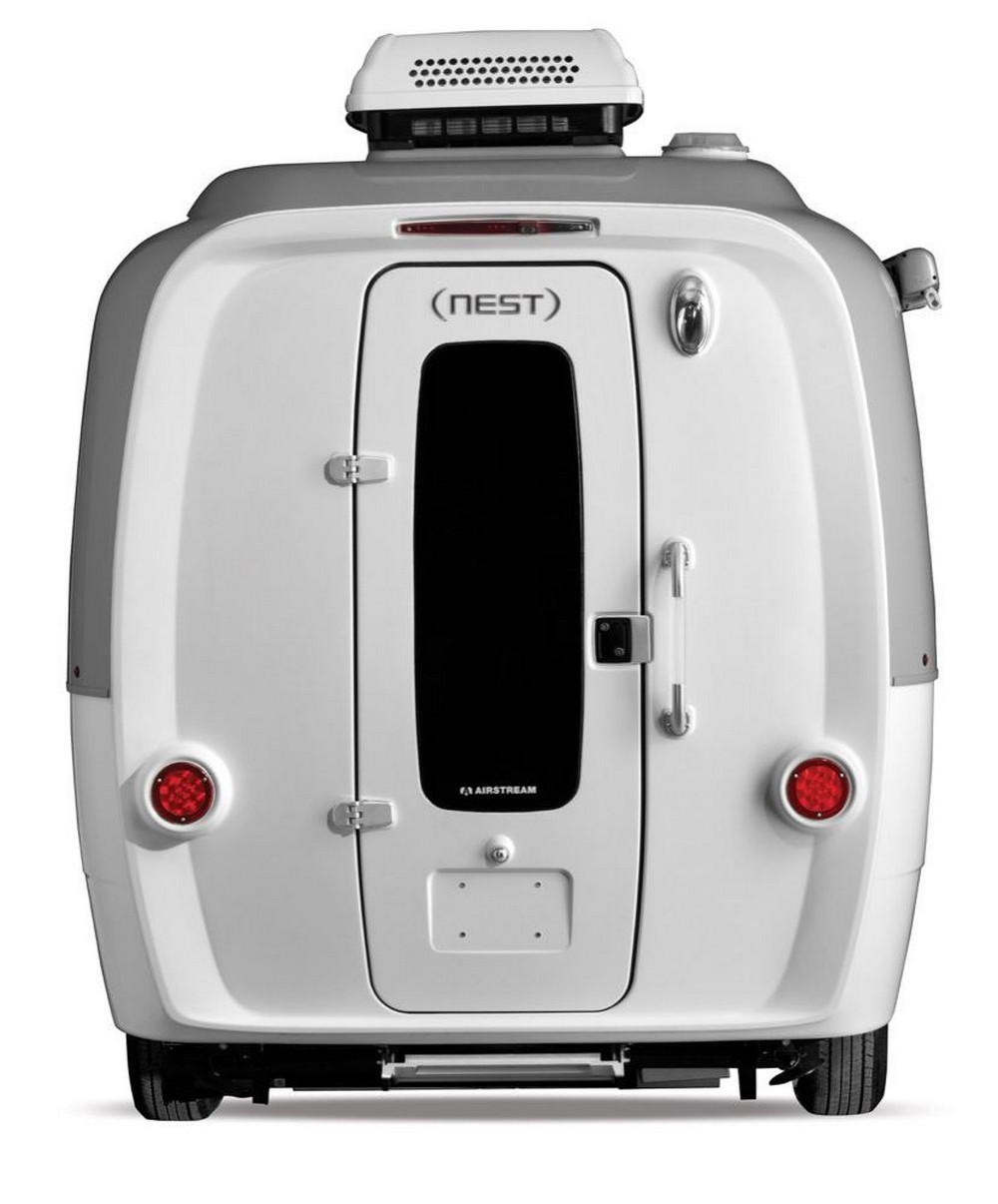 Nest от Airstream – туристический трейлер для спонтанных путешествий с комфортом  6