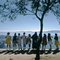 Вокруг света с Kodachrome – мир 1950-60-х в фотографиях Мартина Карплуса