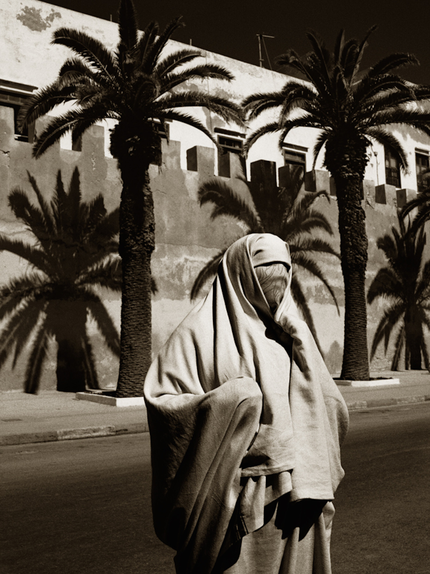 Халима БенТадж, Эс-Сувейра, Марокко, 1998 год. Фотограф Альберт Уотсон