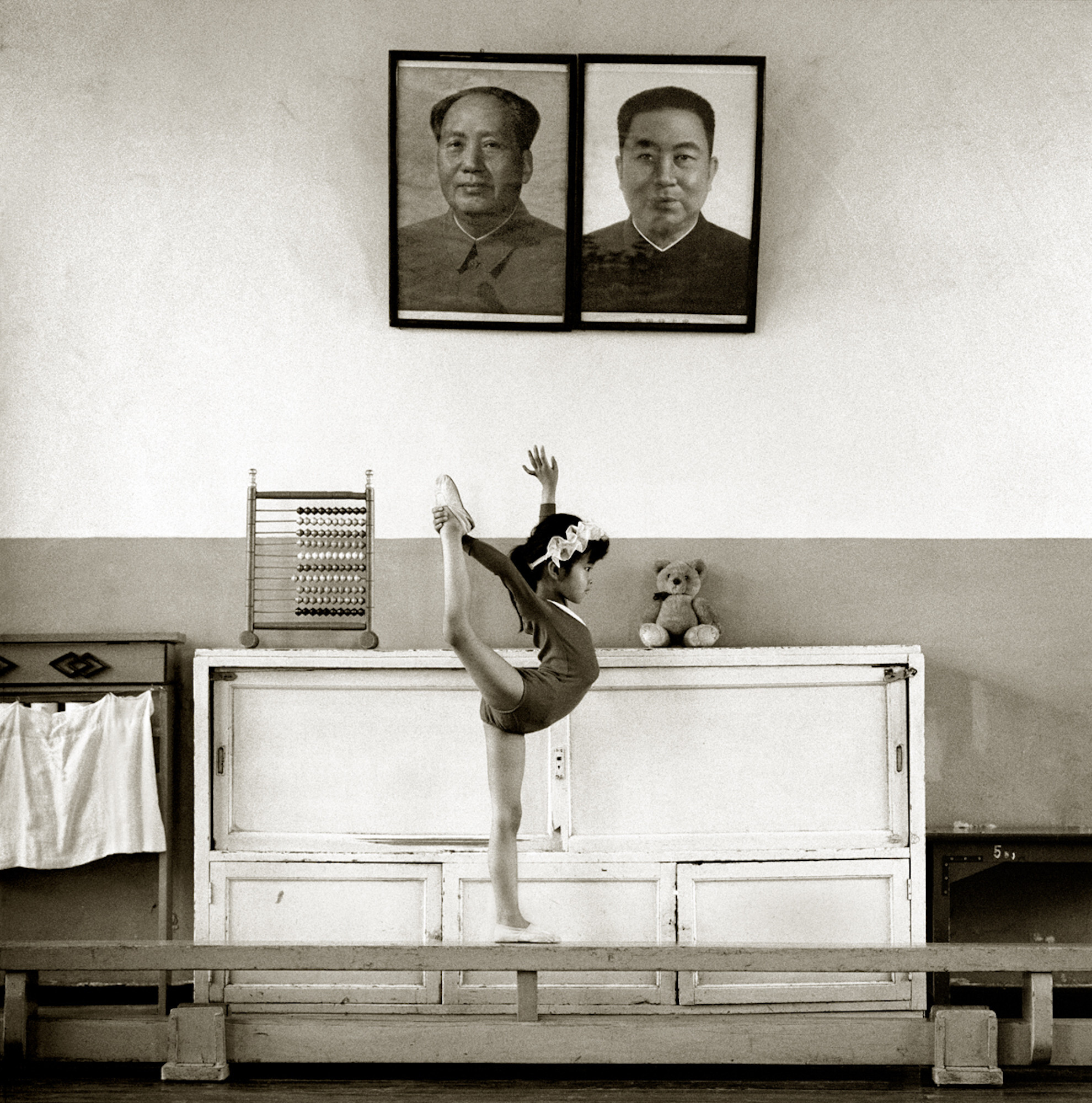 Детская Балетная Школа, Пекин, 1979 год. Фотограф Альберт Уотсон