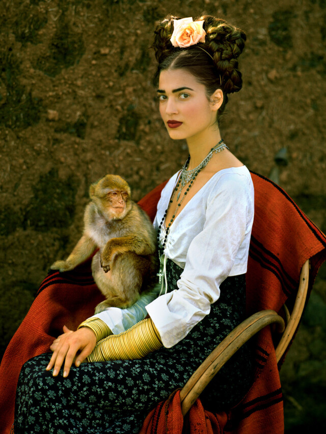 История Фриды Кало, Марокко, 1998 год.  Фотограф Альберт Уотсон