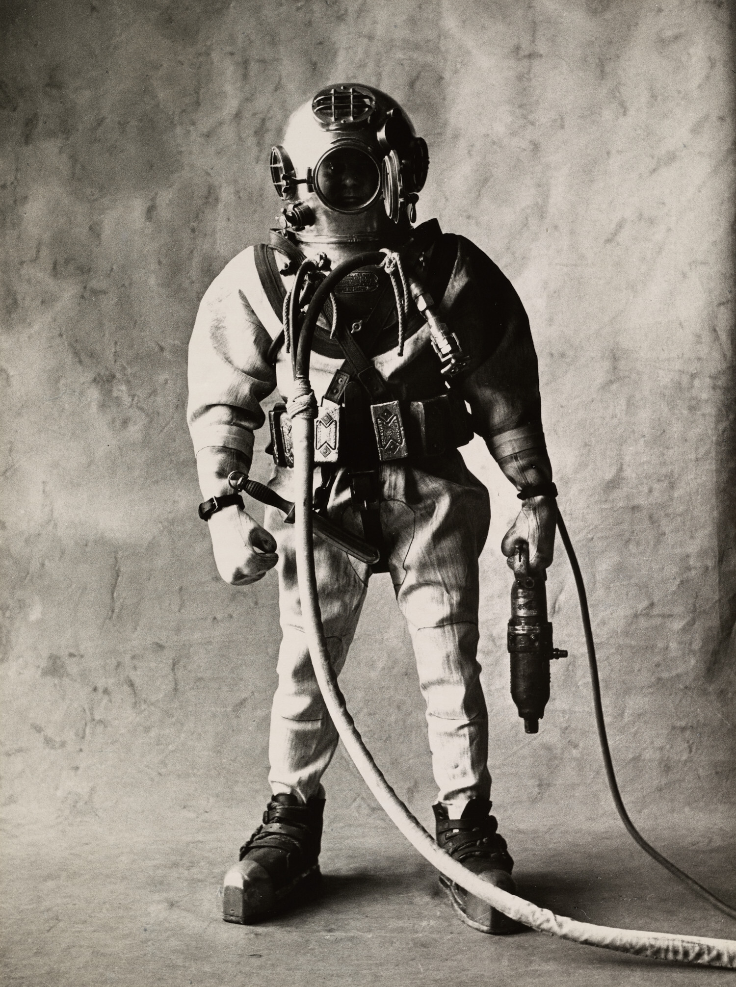 Deep Sea Diver, Нью-Йорк, 1951 г. Фотограф Ирвин Пенн