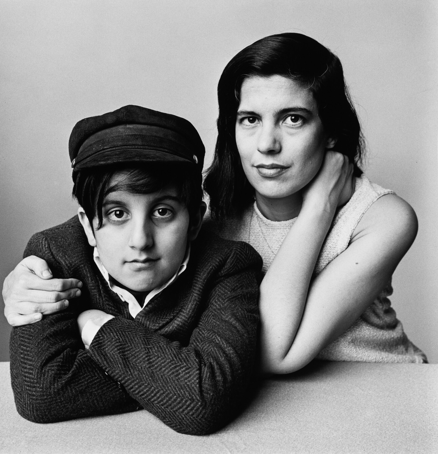 Сьюзан Зонтаг и сын, Дэвид Зонтаг Рифф, Нью-Йорк, 1966 г. Фотограф Ирвин Пенн