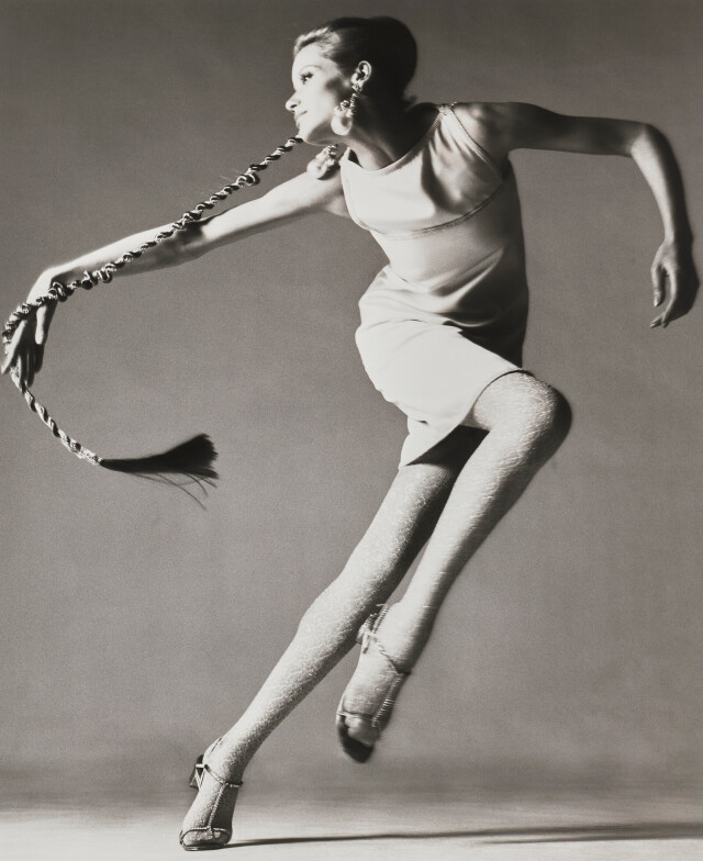Верушка, платье Кимберли, Нью-Йоркская студия, январь 1967 г.  Фотограф Ричард Аведон