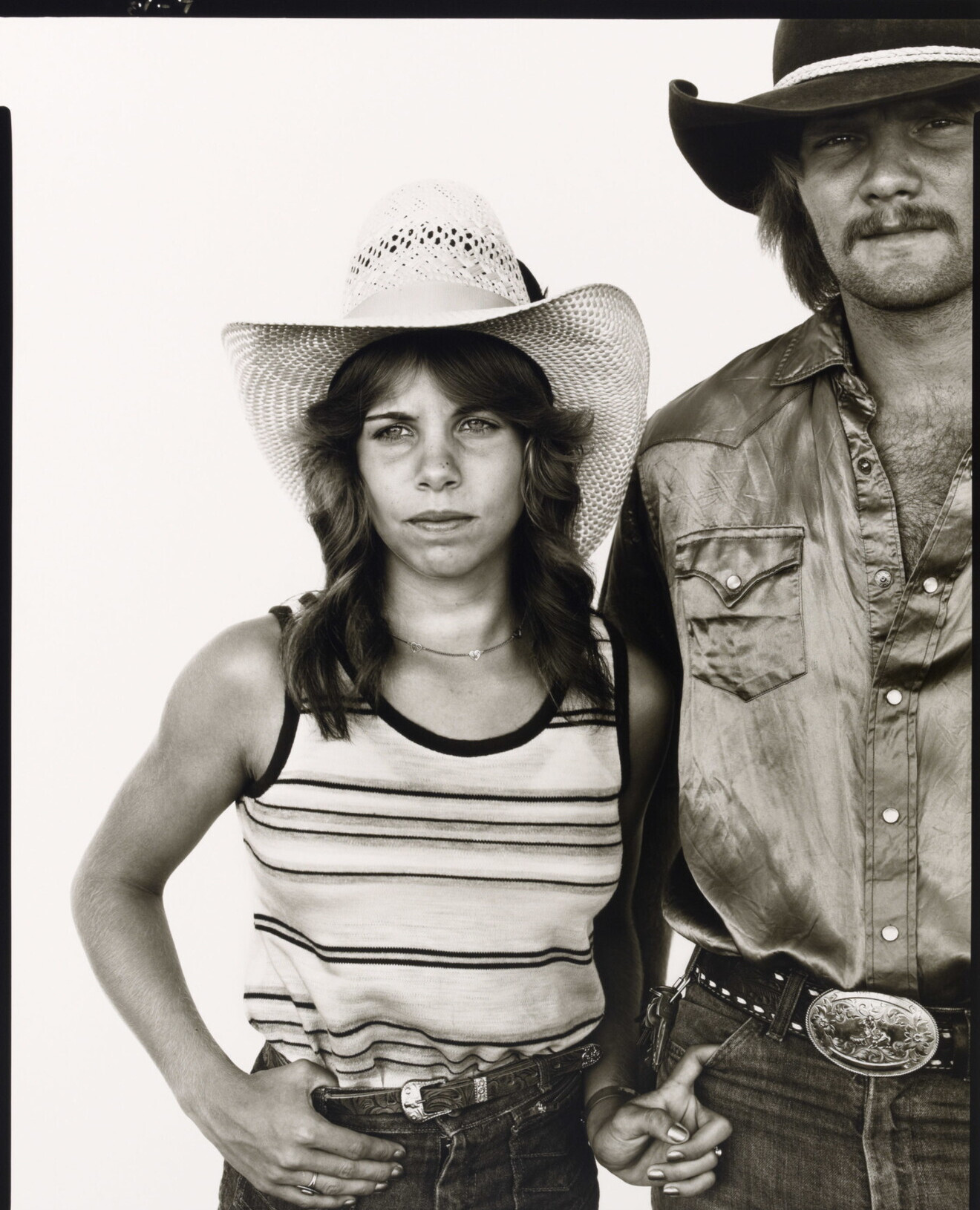 Тереза ​​Уолдрон, четырнадцать лет, колледж Джо, участница родео, Сидней, Айова, 1979 г. Фотограф Ричард Аведон
