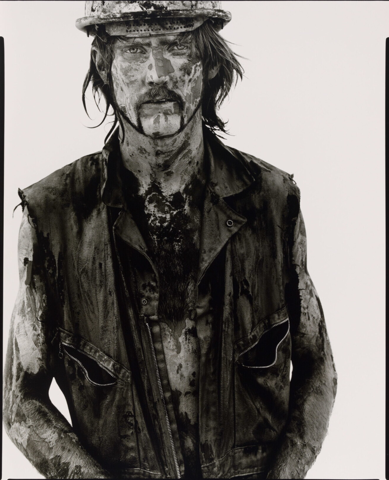 Том Страуд, нефтяник, Велма, Оклахома, 1980 г. Фотограф Ричард Аведон
