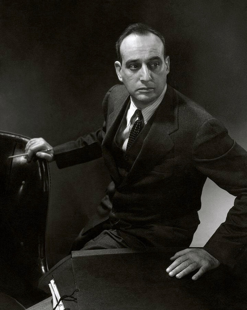 Роберт Мозес за столом, 1935 г. Фотограф Эдвард Стайхен