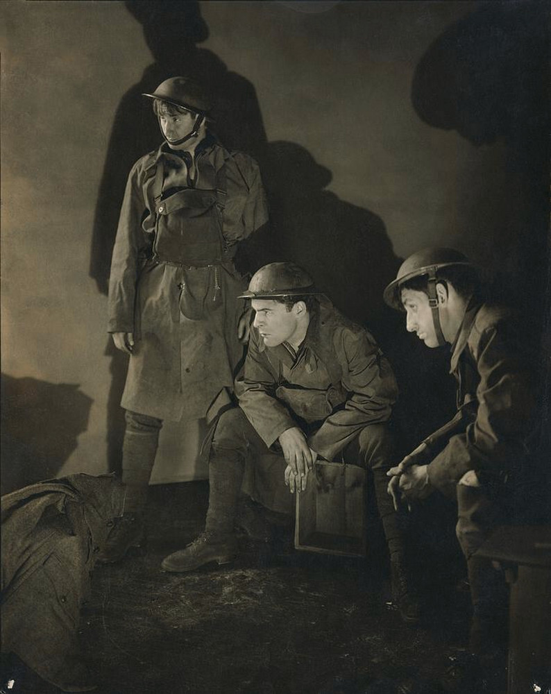 Три актера в спектакле Какая цена славы, 1925 г. Фотограф Эдвард Стайхен