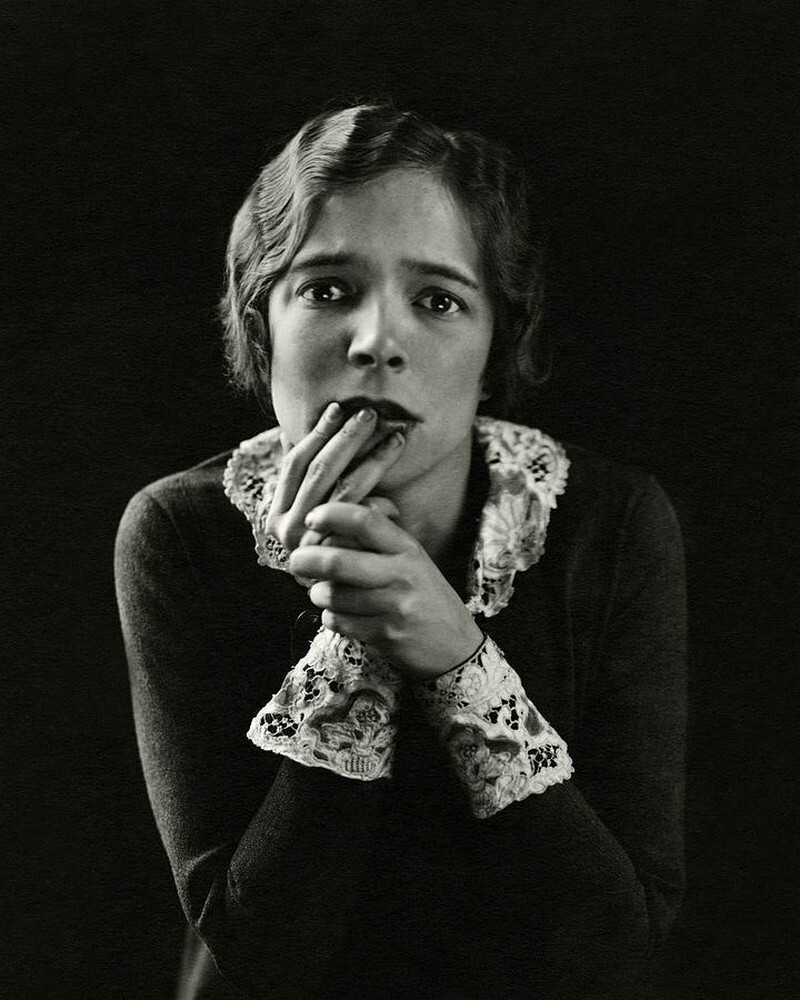 Хелен Хейс в кружевных манжетах, 1928 г. Фотограф Эдвард Стайхен