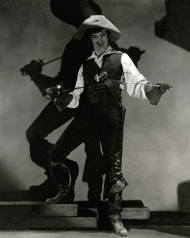 Портрет Денниса Кинга в костюме дАртаньяна, 1928 г. Фотограф Эдвард Стайхен