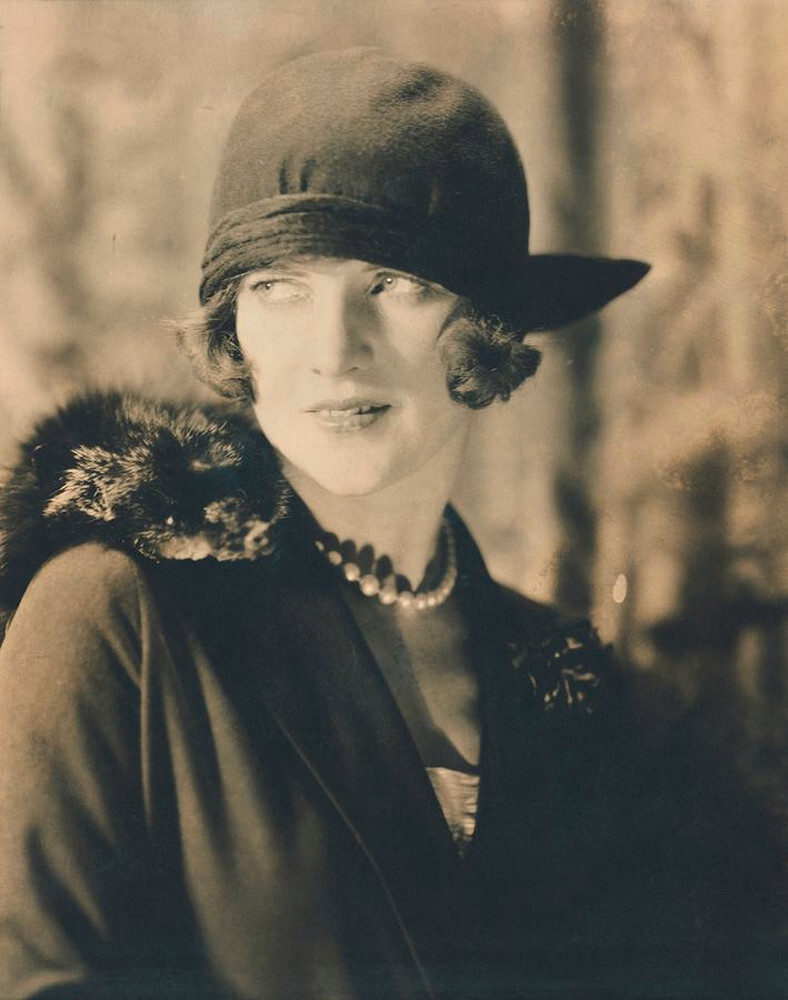 Портрет Леоноры Хьюз, 1938 г. Фотограф Эдвард Стайхен
