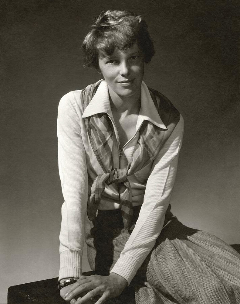 Амелия Эрхарт в шарфе, 1931 г. Фотограф Эдвард Стайхен