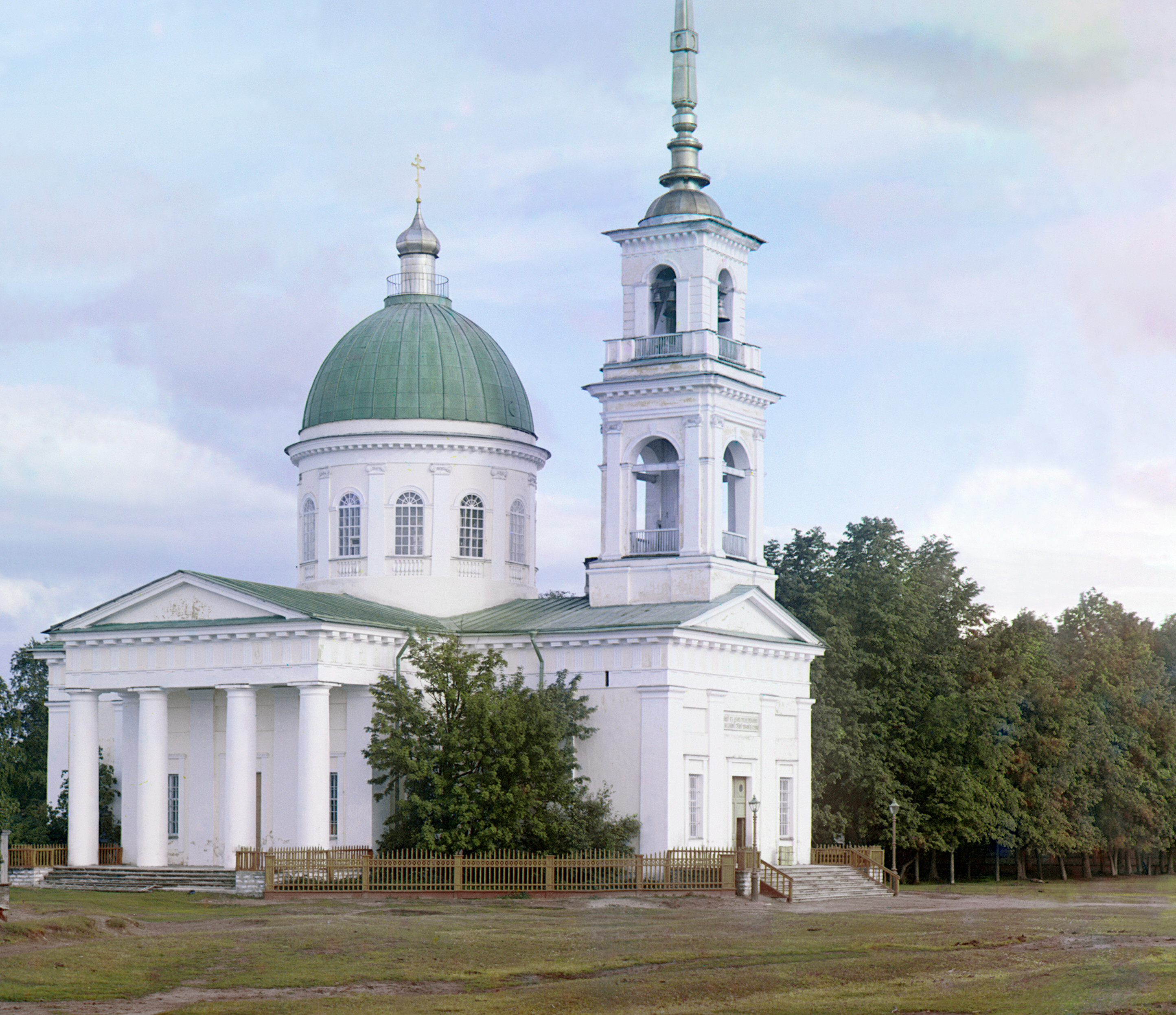 Город Лодейное Поле. Собор Святых Петра и Павла. Российская империя, 1909, фотограф Сергей Прокудин-Горский