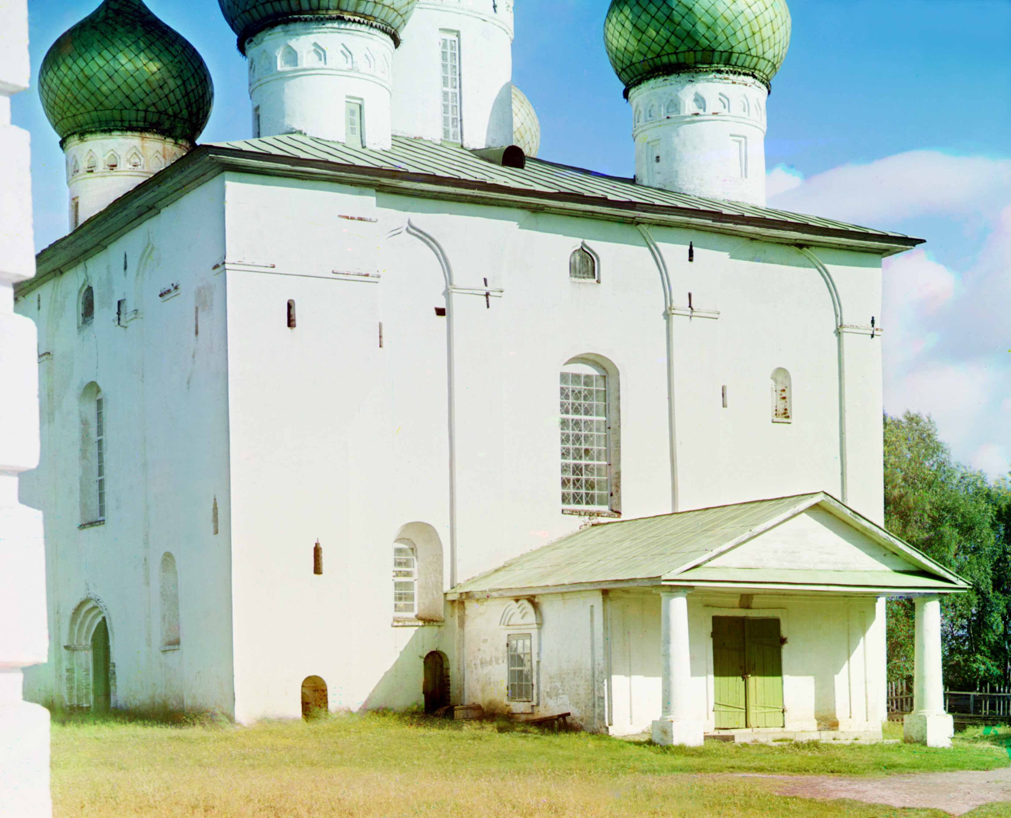 Фрагмент церкви Успения Божией Матери. Белозерск, Российская империя, 1909, фотограф Сергей Прокудин-Горский